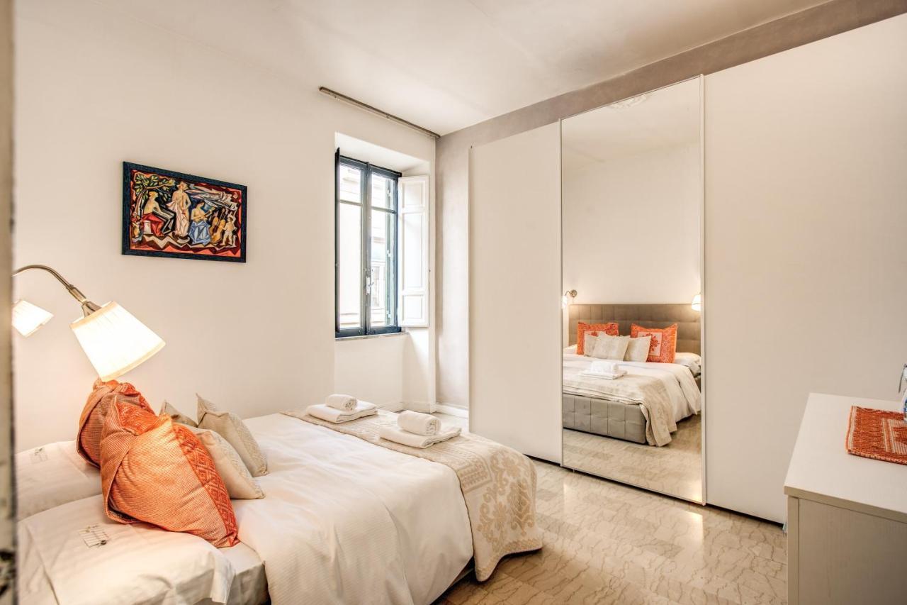 Colonna Suite - Rome Via Del Corso Big Apartment Kültér fotó