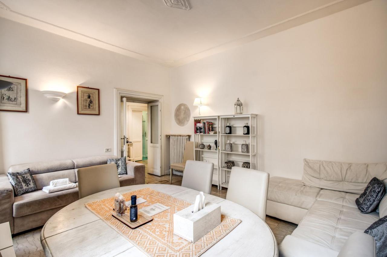 Colonna Suite - Rome Via Del Corso Big Apartment Kültér fotó