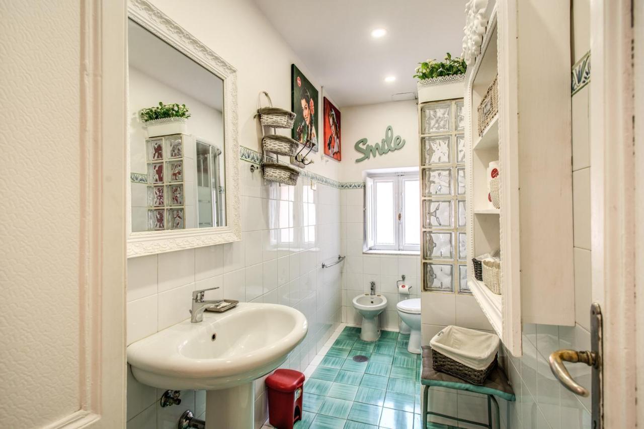 Colonna Suite - Rome Via Del Corso Big Apartment Kültér fotó